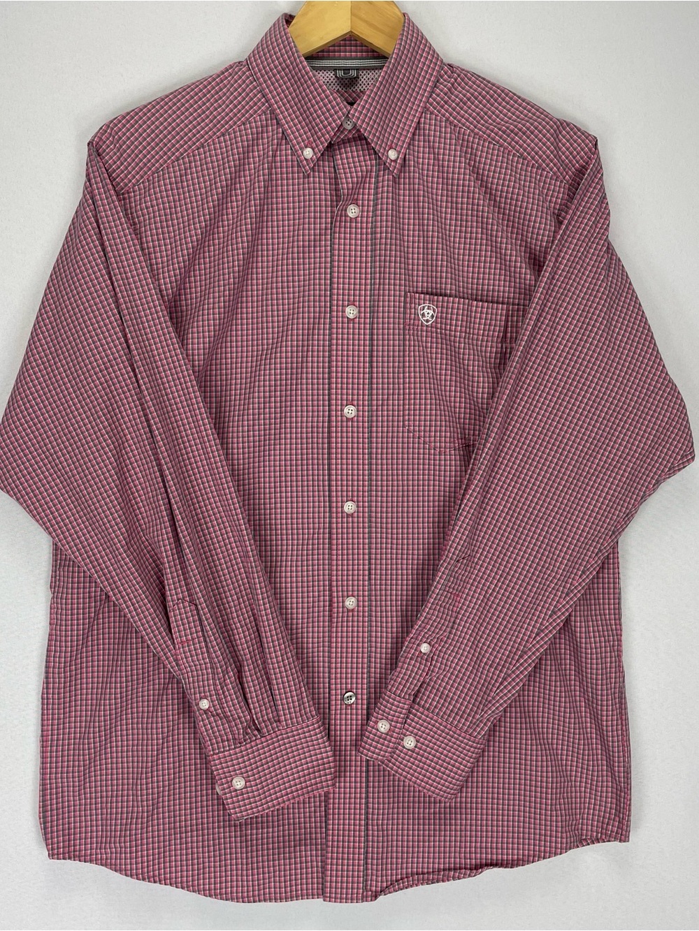 Ariat Pro Series Shirt Men’s S Red Gray Check Plaid Vented Long Sleeve Western